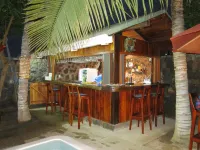 The Wooden House Hotel - bar