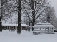Murray Inn and Art Gallery Hotels in Calloway County