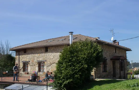 比庫巴德尼酒店