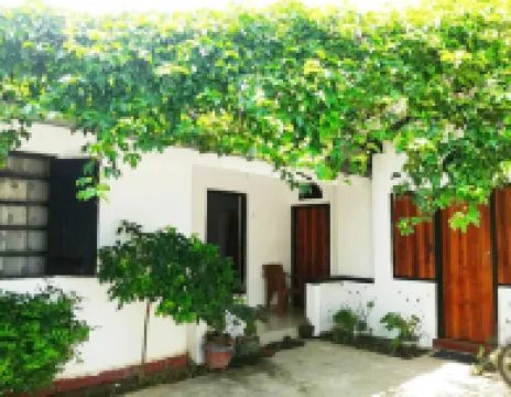 20 House Arugam Hotels in 