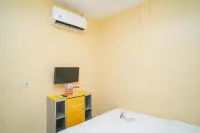 RedDoorz Syariah Near Suramadu Hotel a Semampir