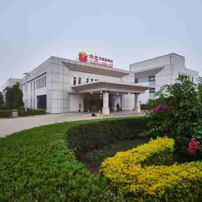 Soluxe Hotel Niamey Hotel Exterior