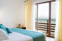 Cormorant Beach House Hotels in Isabela