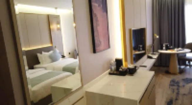 H Luxury Hotel Hoteles en 