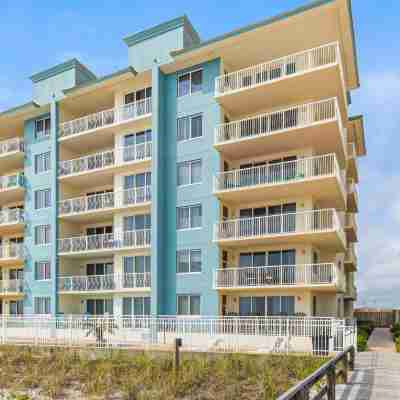 Emerald Key 502 Hotel Exterior