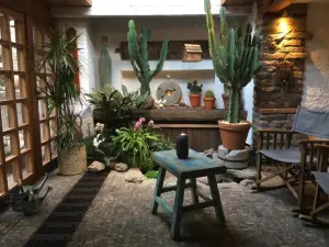 拉卡羅曼提克飯店