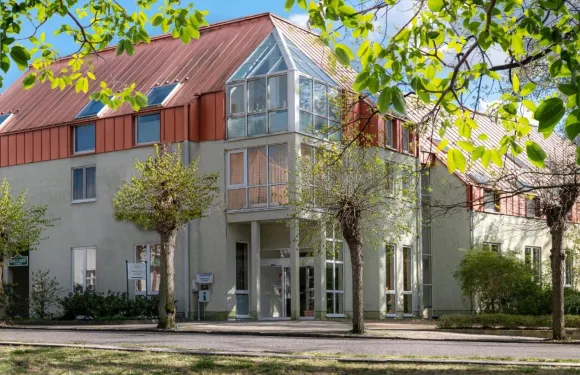 特米賓阿卡森特酒店