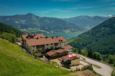 Berghotel Jaga-Alm Hotels near Kapellenbahn
