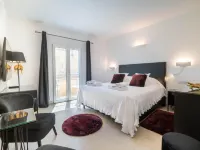 The White Knight Premium Boutique Hotel Hotels in Ghajnsielem
