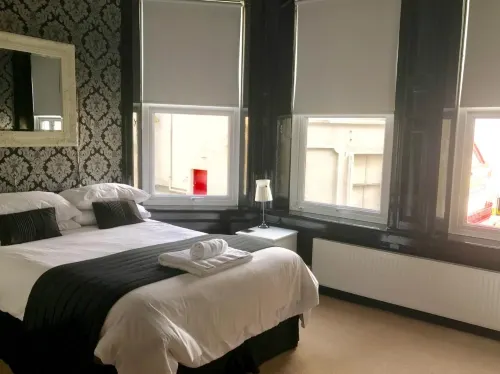 Edelweiss Guest House فنادق في Laxey
