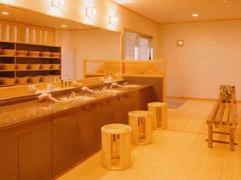 가도노보 료칸의 전통적인 입구