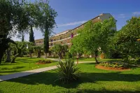 Delfinia Hotel Hotels in Agios Ioannis Peristeron