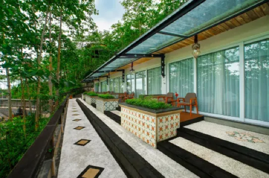 Munduk Heaven Luxury Villas Отели рядом с достопримечательностью «Водопад Мундук»