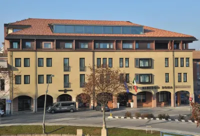 Albergo Roma, BW Signature Collection Hotels near Padri Bianchi