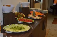 Gran Continental Hotel Taubaté - breakfast