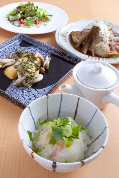 料理 ホテルポートプラザちばの写真