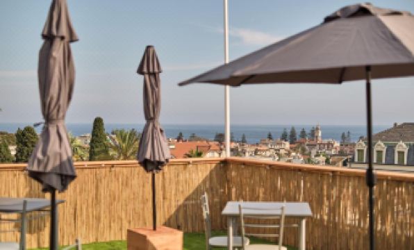 Hotel Astoria - Housity