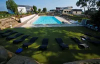 Brit Hotel Golfhotel Saint Samson - Pools