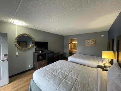 Econo Lodge Forest City - Parkplatz