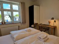 Skovsgård Hotel Hotels in Brovst