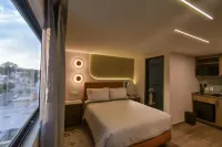 Expo Satelite 2750 Hotel & Suites - 2-Star