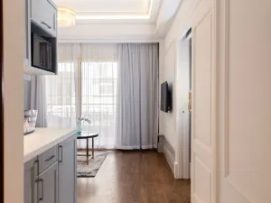Maran Residence