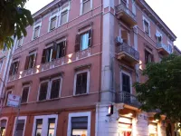 B&B the Queens Hotels in Foggia