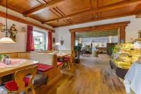 Landhotel Zum Metzgerwirt Hotels in Bad Bayersoien