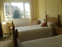 Groeslon Ty Mawr B & B Hotels near Pen y Pass Warden Centre