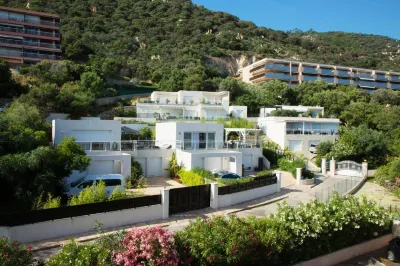 Hôtel la Pinède Hotels near Pointe de la Parata