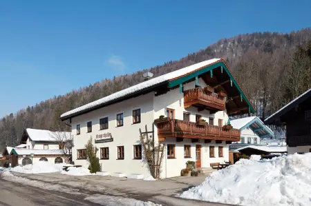 Hotel Garni Alte Säge Ruhpolding Отели в г. Траунштайн