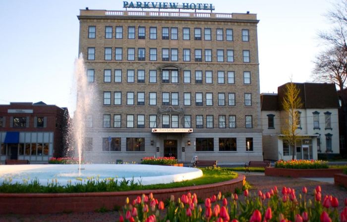 The Parkview Hotel