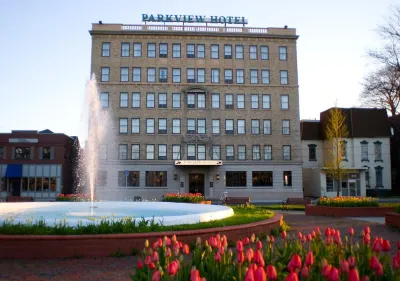 The Parkview Hotel Hotels near Regional Transportation Center