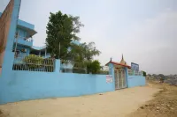 Sri Yoga Mandir アッシーガート周辺のホテル