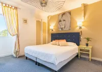 Hostellerie du Passeur - Hôtel & Restaurant - Climatisation et Piscine chauffée Hotel di Les Eyzies-De-Tayac-Sireuil