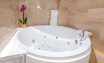 City Gate - luxury suites