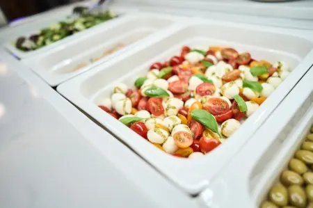 Bassiana Hotel és Étterem