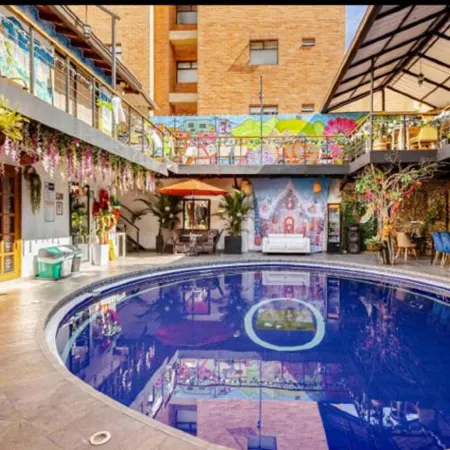 Hotel Corona House