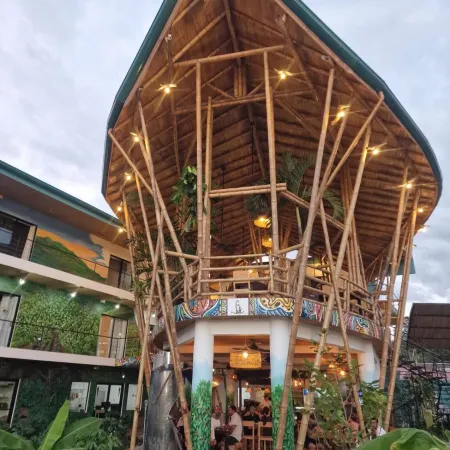 Bonding Coffee Roaster Café & Hotel