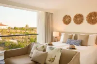Octant Evora - balcony