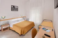Hotel Giuliana - Pools