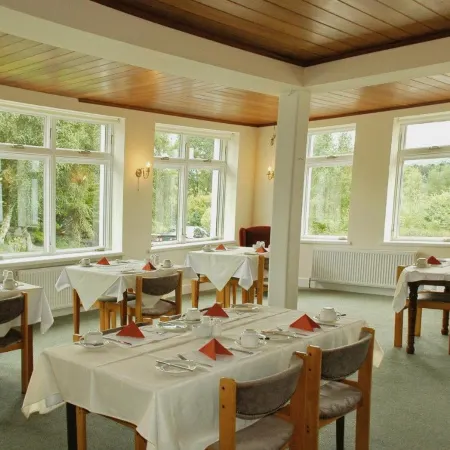 Kenmare House Отели в г. Кенмэр