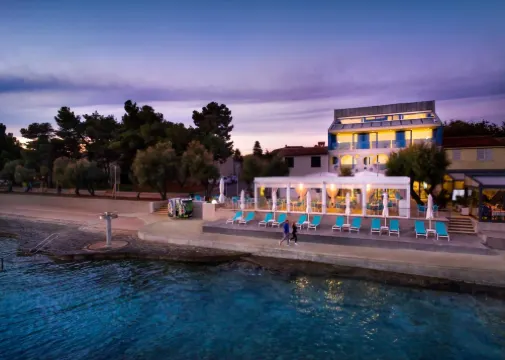 Rivalmare Beach Boutique Hotel