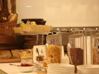 Bloom Hotel - Karol Bagh Hotels near Hanuman Temple / Statue