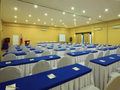 マイクロテル バイ ウィンダム ダバオ ダバオのホテル