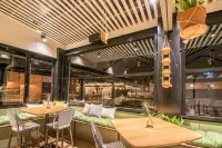 Mercure Orange - بار