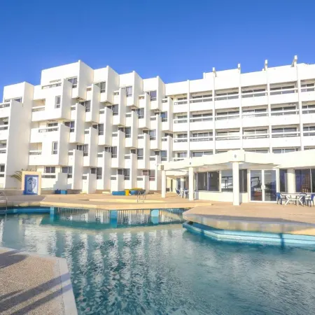 UMH Tarik Hotel