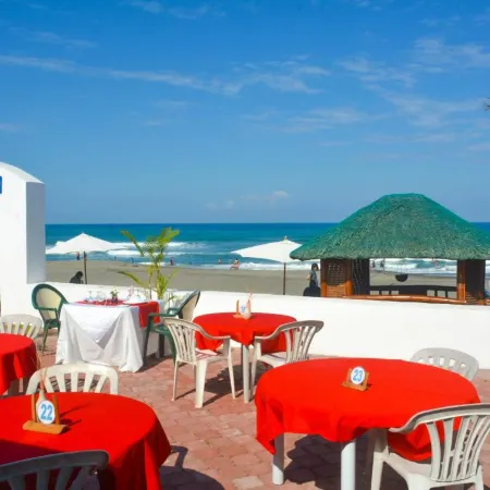 Isla Bonita Beach Resort