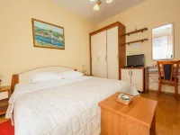 Hotel Adria Hotels in Kaštel Štafilić