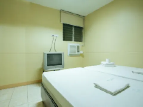 GV Hotel - Talisay City Hotels in Talisay